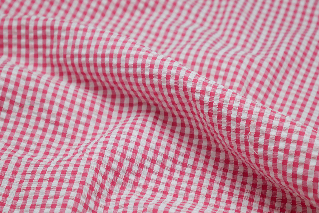 H8315 - PINK CHECKS (220 grams / 7 Oz) - Huddersfield Textiles